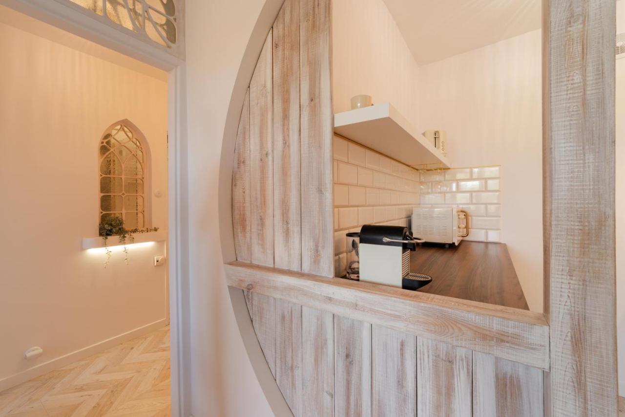 Apartment Artistic Pearl Mokotow, Piwarskiego 11